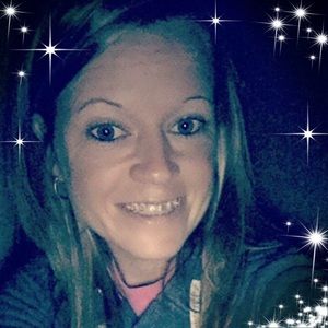 Meet your Posher, Pam